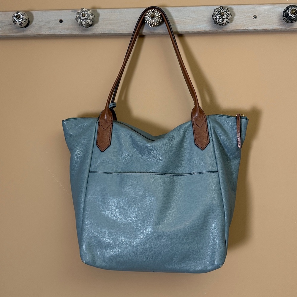 Fossil Fiona Blue Leather Shoulder Tote with Brown Handles - Picture 3 of 10